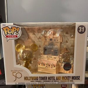 Funko Pop! Town Gold and Tan Hollywood Tower with Mickey